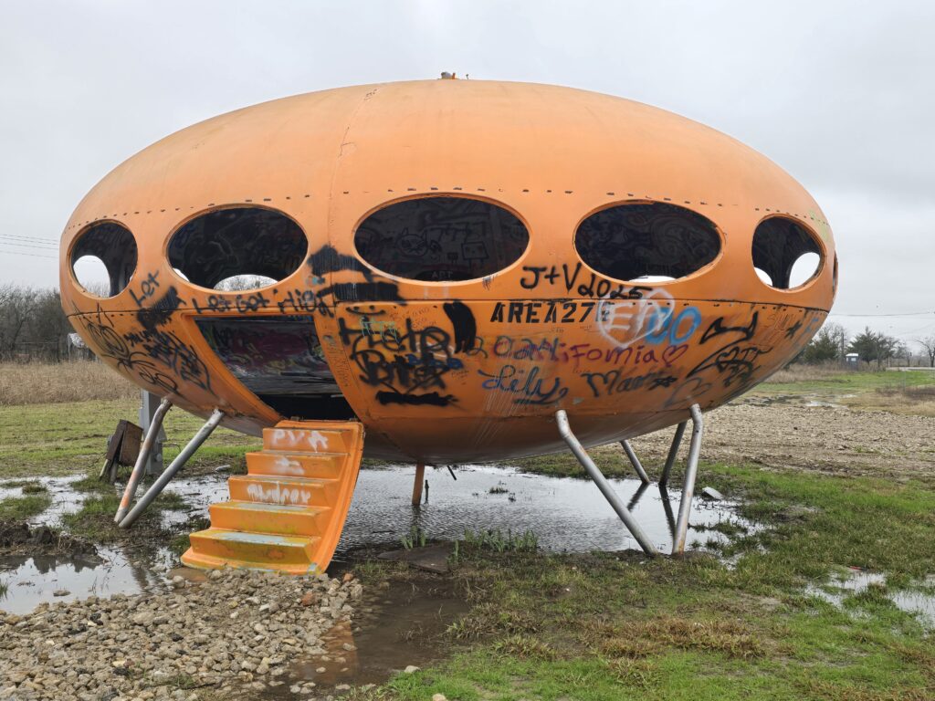 Futuro House in Royse City